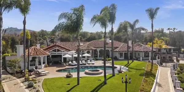 5955 Lake Vista Drive