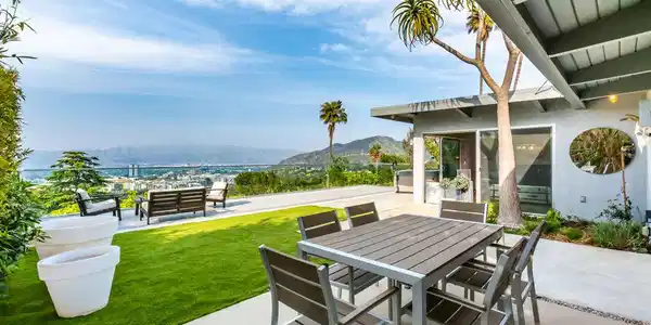 3215 Bonnie Hill Drive