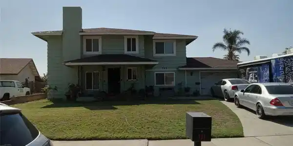 751 W Grove
