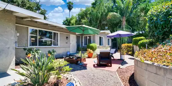 3526 Loma View Drive