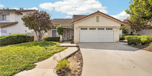10217 Sycamore Canyon