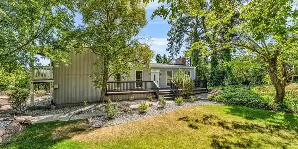 1536 Pleasant Hill Road