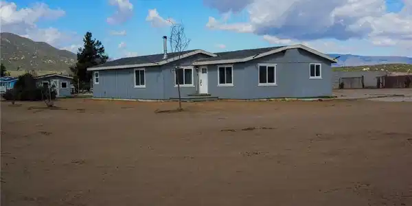 40950 Lake Riverside