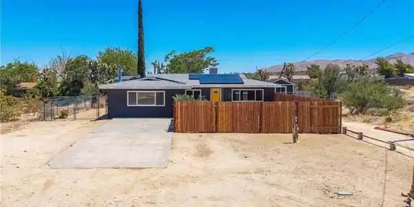 7325 Valley Vista Avenue