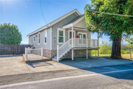 2626 Lakeshore Boulevard