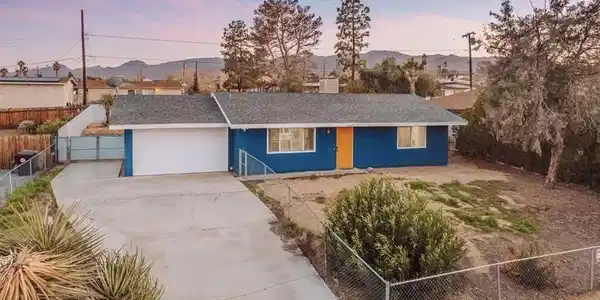 61627 El Cajon Drive