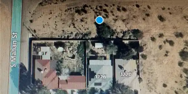 1 W Bowman Road