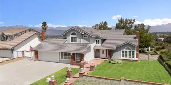 944 Heritage Drive