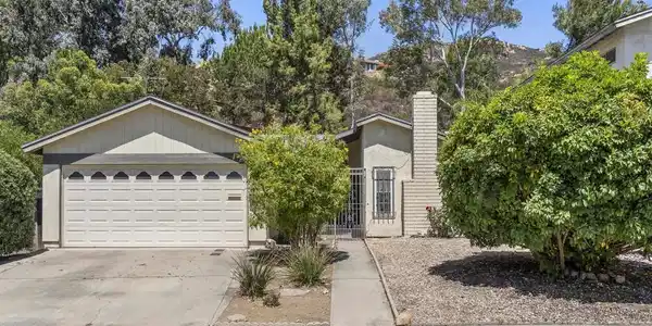 7804 Whelan Dr