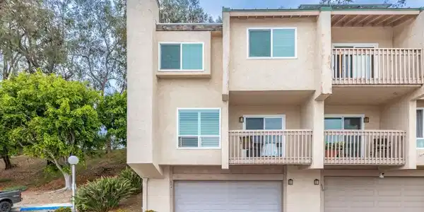 694 Ascot Drive
