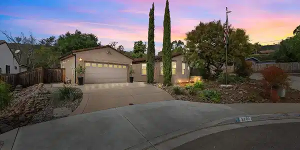 1779 Foothill View Place