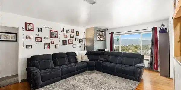 290 Moroni