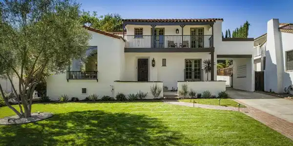 1953 Grand Oaks Avenue