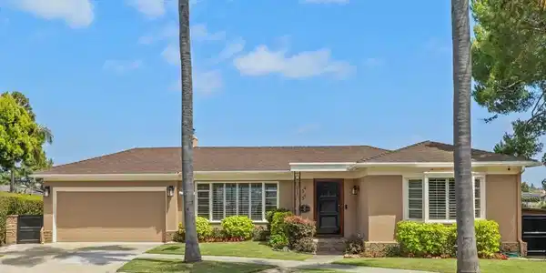 4343 Ridgeway Drive