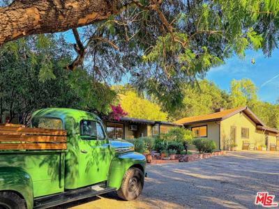 3100 Santa Maria Road