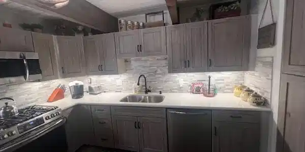 1063 H Lane