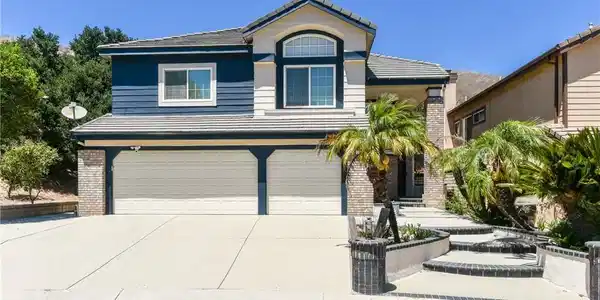 1526 Falling Star Lane