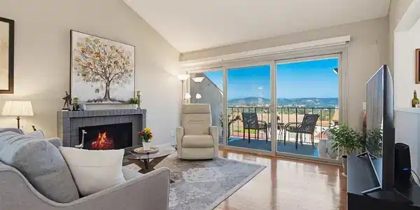 17347 Plaza Maria