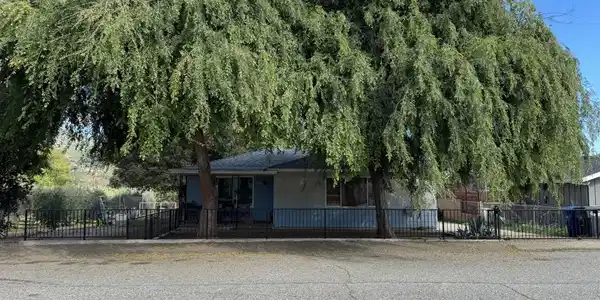 12104 Topa Lane