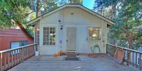 785 Woodland