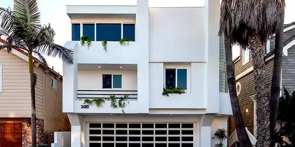 3405 Ocean Drive