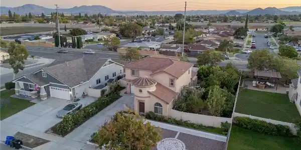 1553 W Ceres