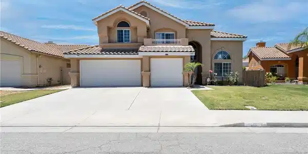 1348 Avenida Roundelay