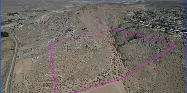 40 AC Near Stoddard Wells Road
