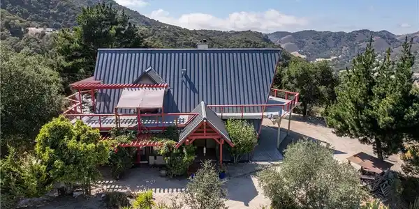 1010 1012 Upper Los Berros Road