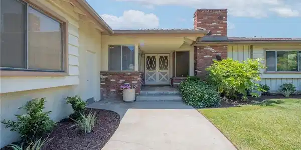 655 Fountain Springs Lane