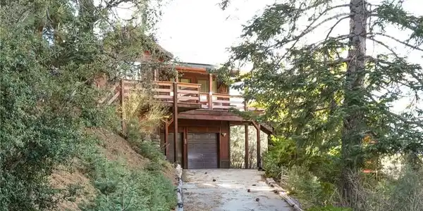 1709 Linden Drive