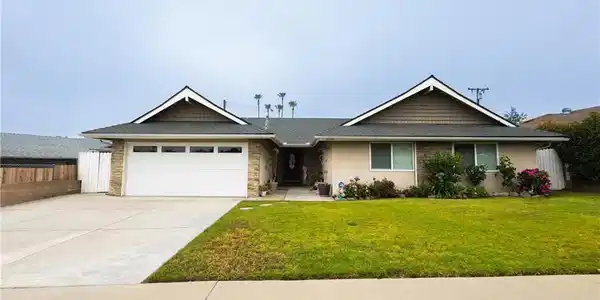 9025 La Vine Street