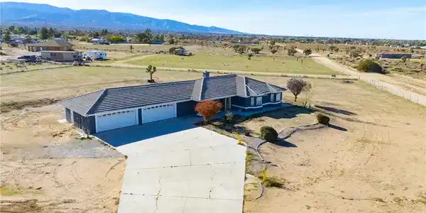 6895 Coyote Rd