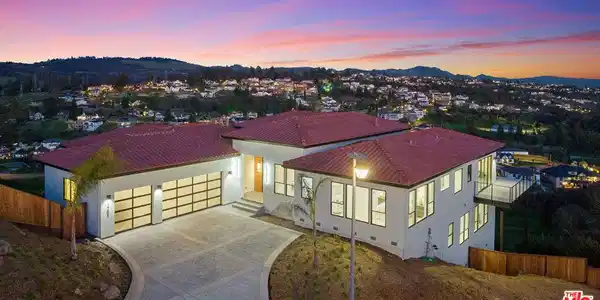 3794 Skyfarm Drive