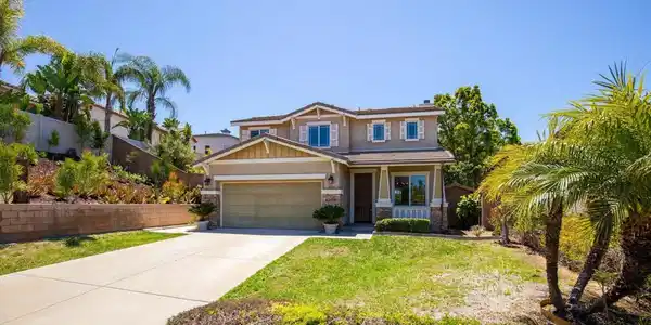 820 Plumeria St