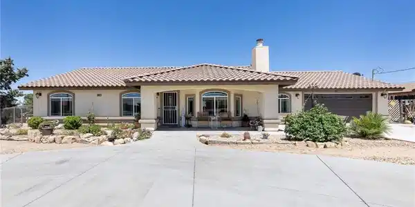 7653 Montrose