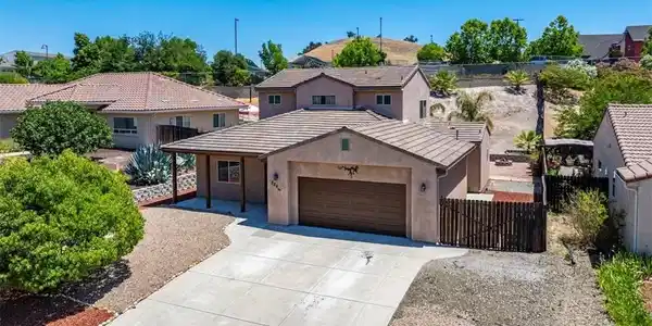 2265 Holly Drive