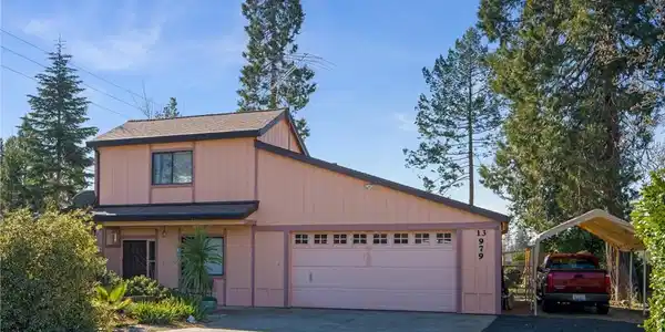 13979 Pineland Circle