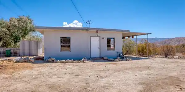 9163 Navajo Trail