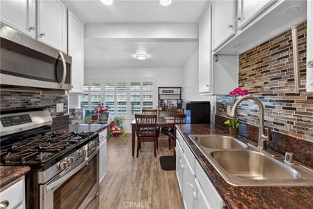 1430 W Lambert
