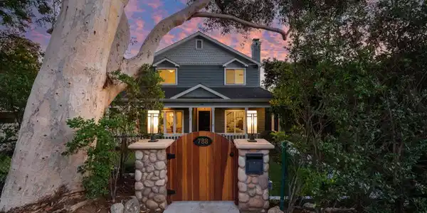 788 E Sierra Madre Boulevard