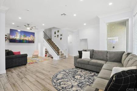 11372 Via Rancho San Diego
