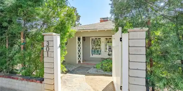 301 S Sunset Canyon Drive