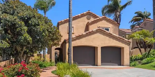 30792 Calle Moraga