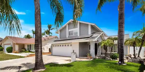 25735 Williamsburg Court