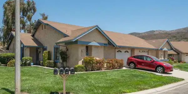32130 Village 32