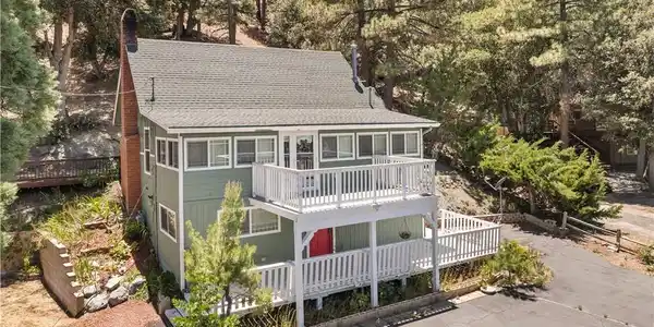5180 Lone Pine Canyon