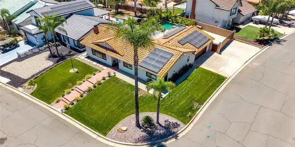22511 Pin Tail Drive