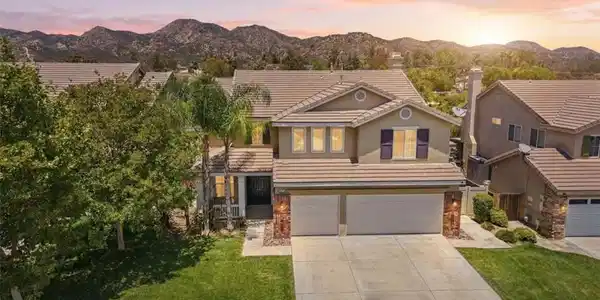25326 Chesterfield Lane
