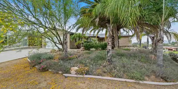 8080 Poplin Dr